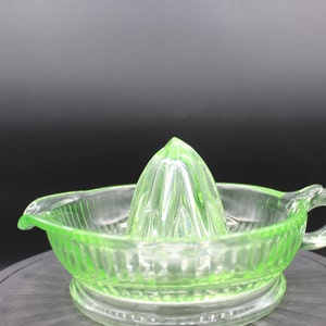 Vintage Green Depression Glass Uranium Glass Juicer/Reamer