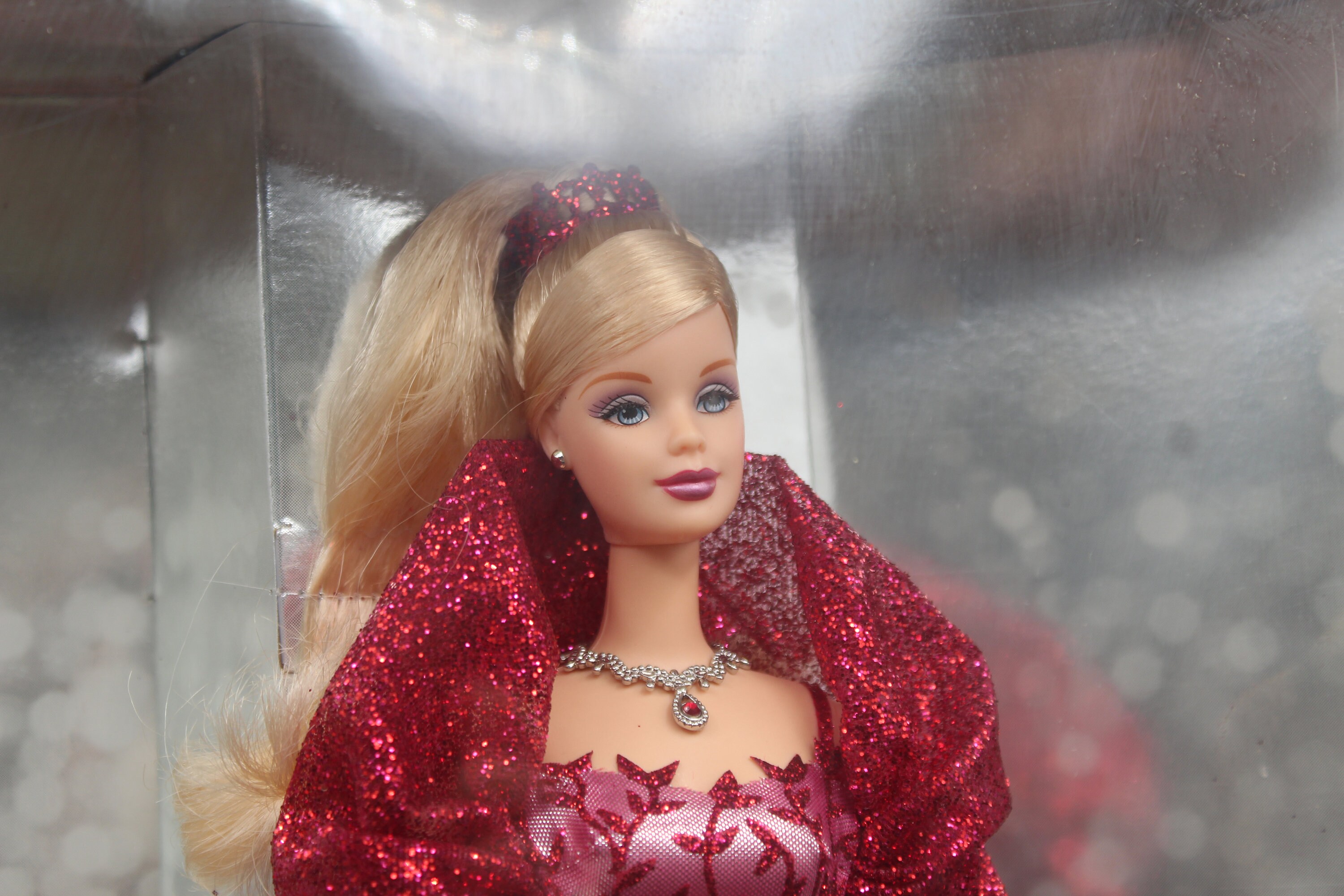 Vintage Special Edition Holiday Celebration Barbie 2002 in 