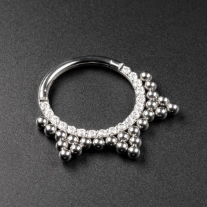 Bejewelled Triple Trinity Dot Titanium Septum Clicker | Titanium Septum Nose Rings | Septum Piercing Body Jewelry | Septum Clicker