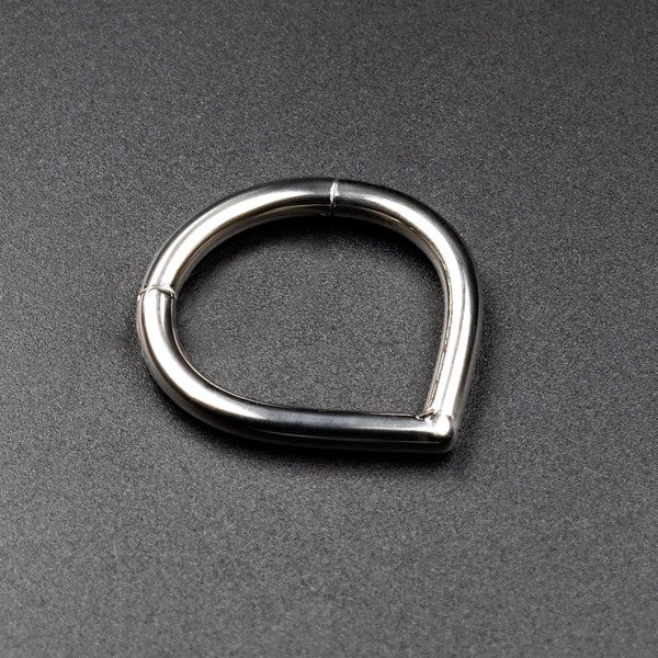 Semplice anello clicker per setto in titanio a goccia / anelli per naso in titanio setto / gioielli per piercing al setto / clicker per setto
