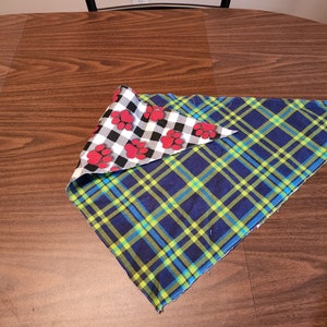 Double sided Plaid and paws Fursuit Bandana v1