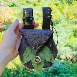 Sac Renfaire, sacoche ceinture, équipement fantastique, simili cuir, elfe des bois, fée, chasseur, druide, lutin, cosplay, foire de la Renaissance, médiéval, potion