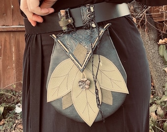 Saszetka na pasek ze skóry wegańskiej: Renfaire, Coven, Cosplay Satchel