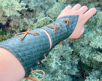 Dragon Scale Faux Leather Bracers: Renfaire Medieval Armor