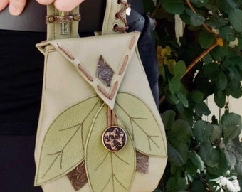Torba na pasek Renfaire ze sztucznej skóry: Drewniana torba cosplay Elf