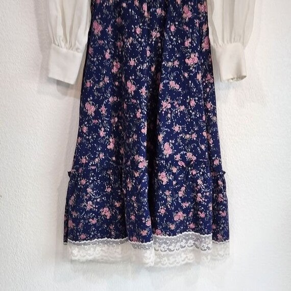 Gunne Sax Vintage Prairie Navy Blue Floral Dress … - image 5