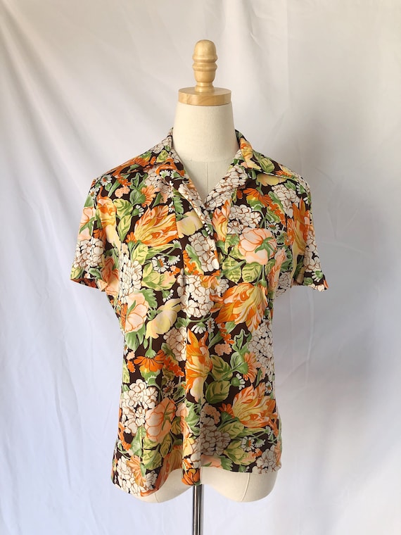 70’s Floral Short Sleeve