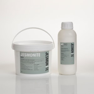 Jesmonite AC100 - KIT da 3,5 KG (2,5kg Polvere +1kg liquido)