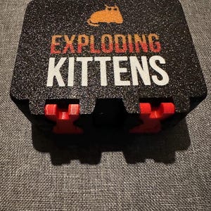 Caja de cartas Exploding Kittens