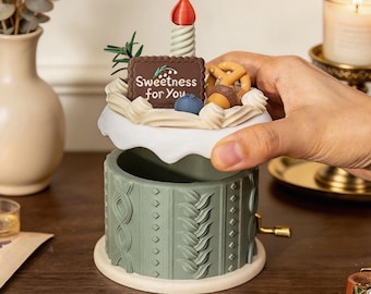 Caja de música con forma de pastel, organizador de joyas, caja para anillos y aretes, decoración de recuerdo para la habitación del bebé, regalos para ella