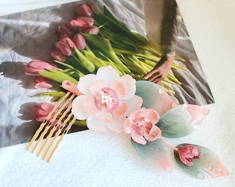 Peineta nupcial para el cabello, tocado de flores acrílicas hecho a mano, adorno para el cabello de dama de honor, regalo de fiesta para ella, madre de la novia y el novio.