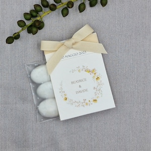 Personalized wedding confetti box, DIY wedding favors, Personalized box for sugared almonds