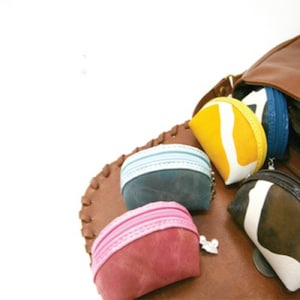 Small Zipper Pouch, Compact, Portable Coin Purse, Holder, Faux Vegan Leather