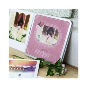 Juego de postales ilustrado (15 tarjetas en blanco), estilo Polaroid, estuche de hojalata, 15 ilustraciones únicas de la artista Kim ji-hyuck