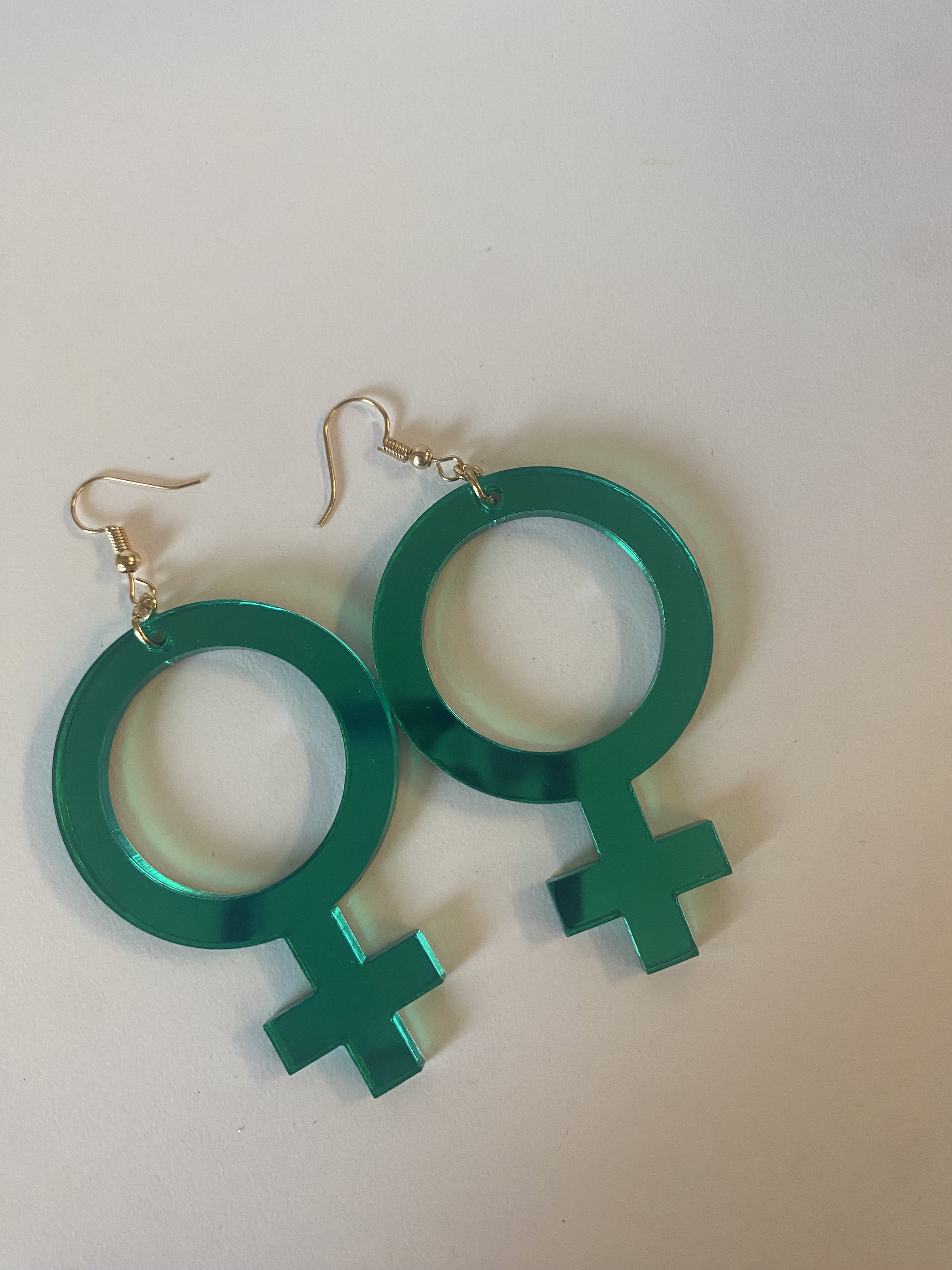 Venus Symbol Spiegel grün Ohrringe | Laser geschnittenes Acrylglas | auf Bestellung