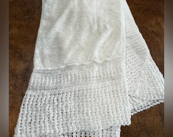 Vintage Cream and Yellow Knitted Throw Blanket Super Soft Dainty Pastel Crochet Blanket Cottagecore Retro Baby Blanket Throw