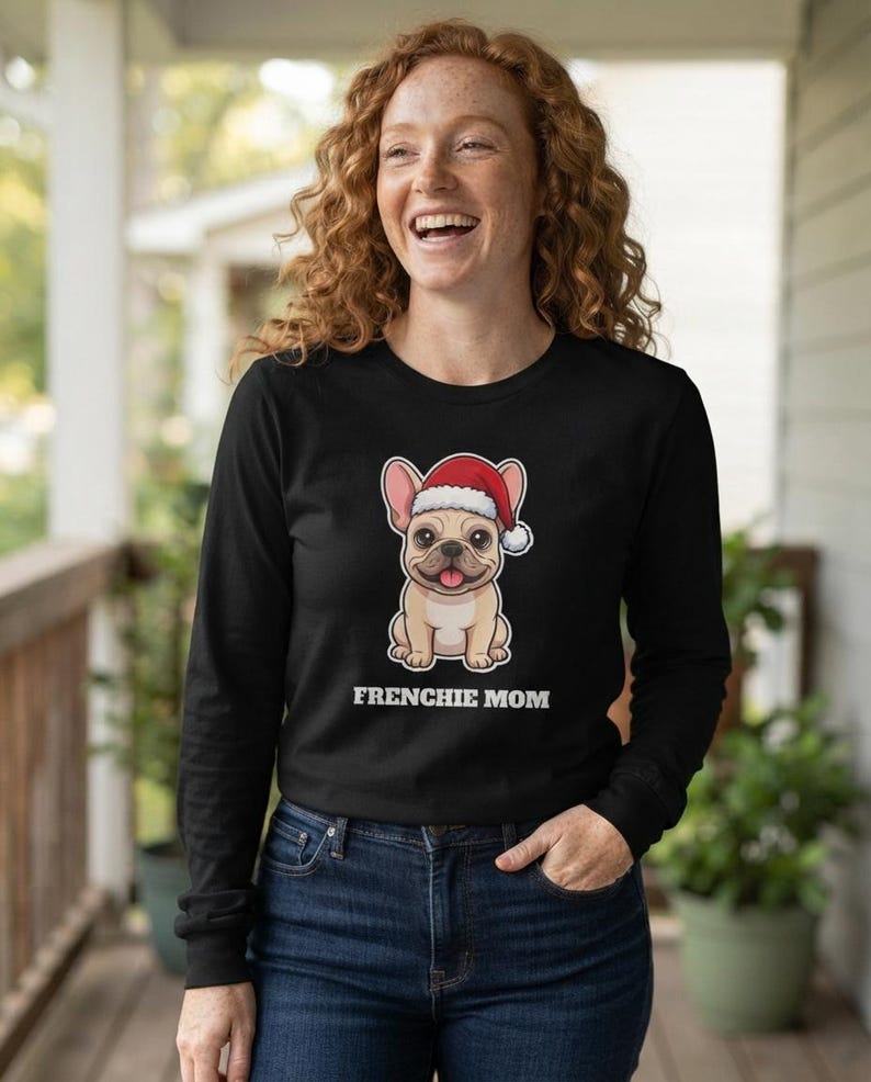 Camiseta navideña para mamás de bulldog francés, camiseta de Papá Noel para bulldog francés, regalo para mamás de bulldog francés, camiseta para amantes de los bulldogs franceses imagen 4