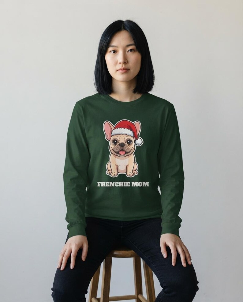 Camiseta navideña para mamás de bulldog francés, camiseta de Papá Noel para bulldog francés, regalo para mamás de bulldog francés, camiseta para amantes de los bulldogs franceses imagen 9