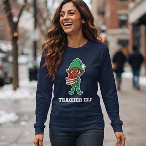 Teacher Elf Christmas Shirt, Cute Teacher Holiday Tee, Teacher Gift, Xmas Elf Top afbeelding 5