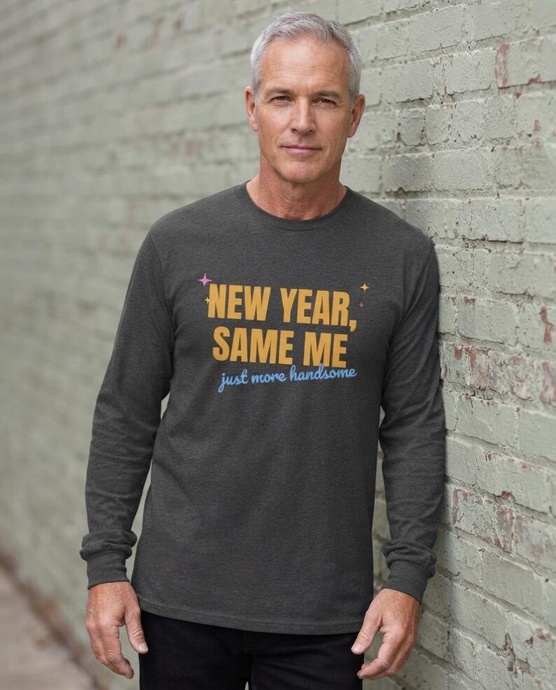 Funny New Year Shirt, New Year Same Me Tee, But Cuter or Just More Handsome afbeelding 11