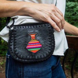 Quechua Handmade Purse - Black