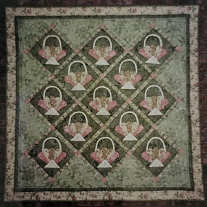 Pattern - Karla&#39;s Baskets Quilt Pattern &  Pre-cut Paper Shapes, Pre-cut Paper Pieces