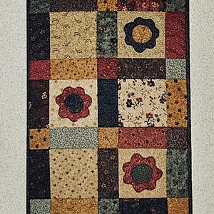 Pattern - Prairie Flowers Table Runner Pattern, Physical Pattern