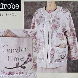 May include: A floral print jacket with a cream-colored base and pink and purple roses. The jacket has a white trim and two pockets with the embroidered text "Garden time". The sizes available are S-XXL.