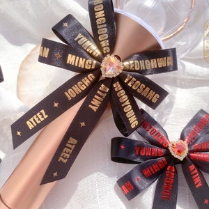 ateeminirecord ホンジュン ヨサン ユニット リボン ATEEZ Member Ribbon | ATINY | Kpop Merch | Lightstick Bow