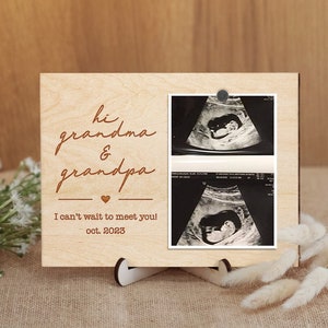 Hi Grandma and Grandpa Photo Ultrasound Frame, Baby Picture Frame, Custom Baby Sonogram Photo, Reveal Ideas For Pregnancy, New Grandma Gift