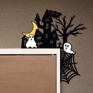 Halloween Door Corner Wooden Sign,Haunted Mansion with Ghost Door Topper,Halloween Door Decor,Door Corner,Door Hanger,Spider Web,Spooky Gift