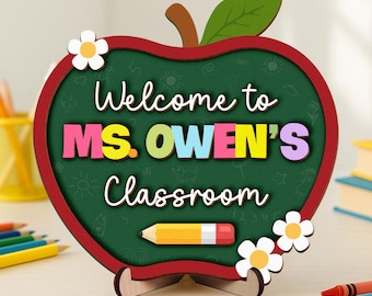 Personalized Teacher Apple Door Hanger,Teacher Appreciation Gift,Teacher Gift,Floral Door Sign,Classroom Decor,Back to School,Teacher Name