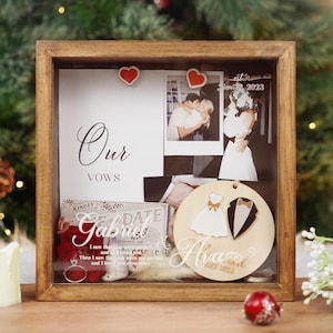 Personalisieren Sie Andenken für Hochzeiten, benutzerdefinierte Paarnamen und Datum Jäten ShadowBox, Hochzeitsgeschenk für verheiratetes Paar, Valentinsgeschenk