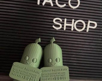 Emotional Support Pickle|3D Printed|Decor/Desk Toy