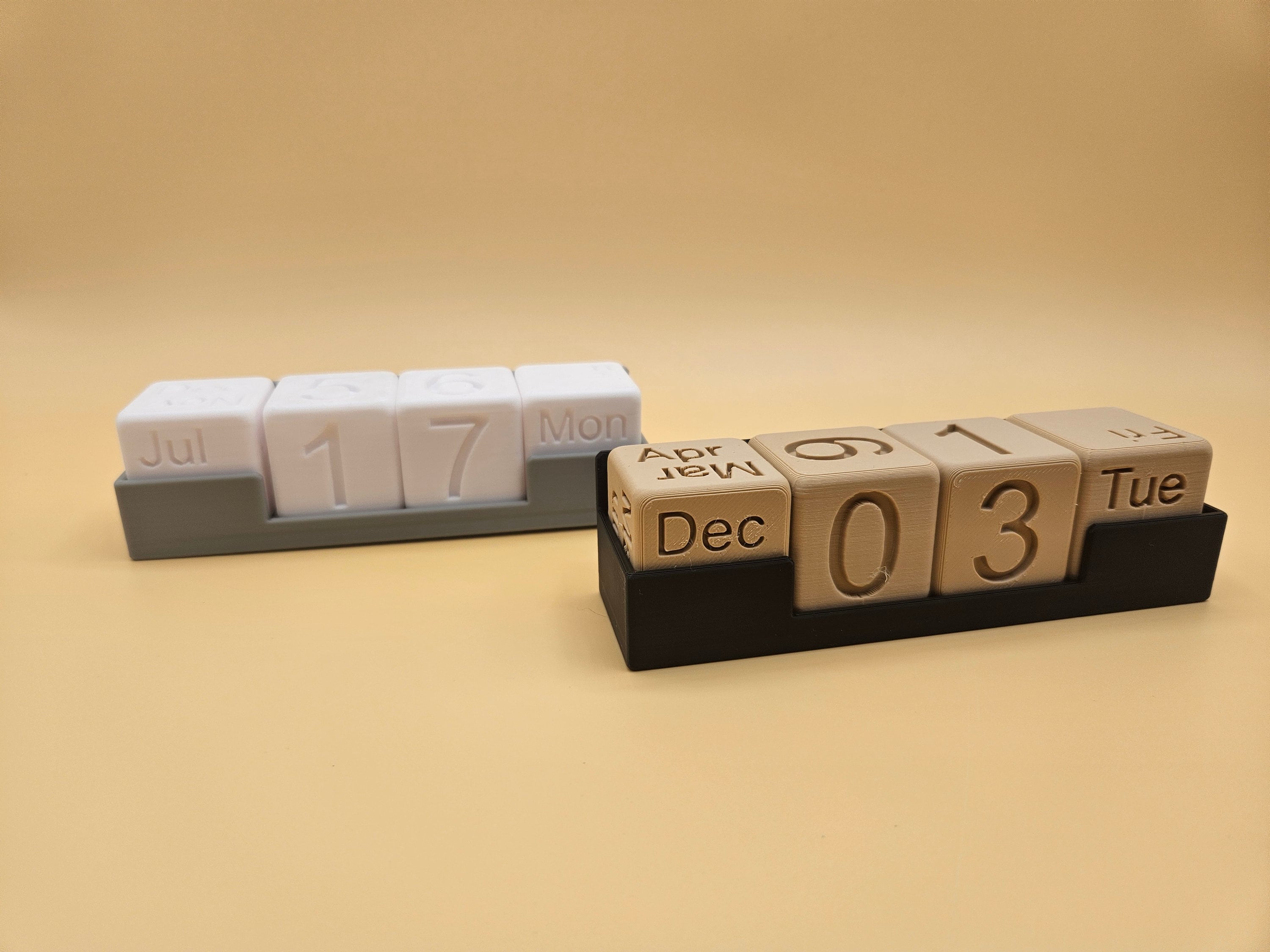 Modular Desk Calendar – 3D Printed Minimalist Perpetual Calendar for ...