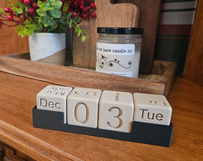 Block Calendar Desk Gift for Him / Perpetual Cube Calendar Kitchen Desk