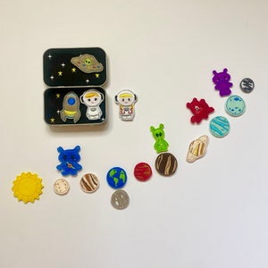 Juego de bolsillo del espacio exterior