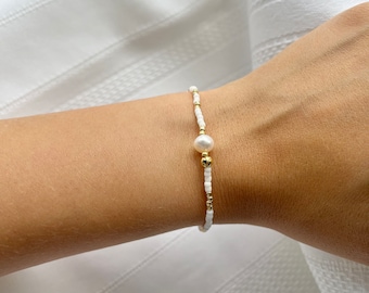 Handmade White And Gold Pearl Stretch Bracelet