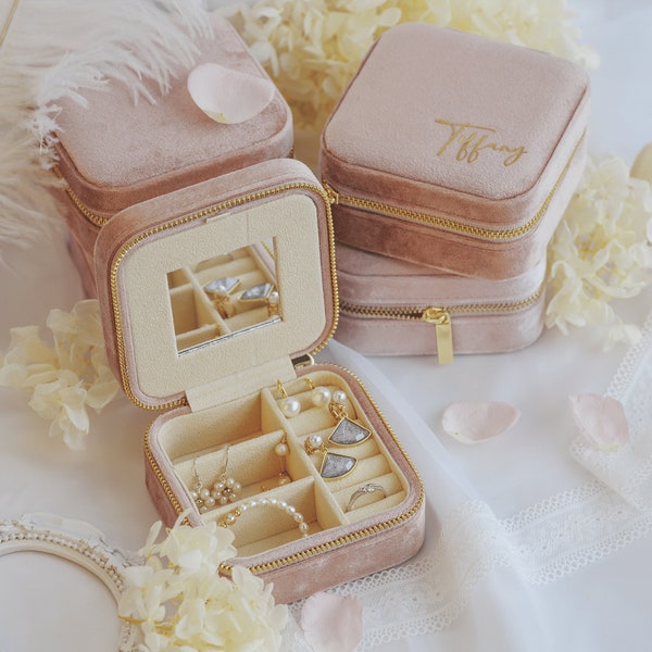 Personalized Jewelry Box, Bridesmaid Gift, Wedding Favors, Custom Jewelry Box, Travel Jewelry Case, Jewelry Organizer | 18th Birthday Gift