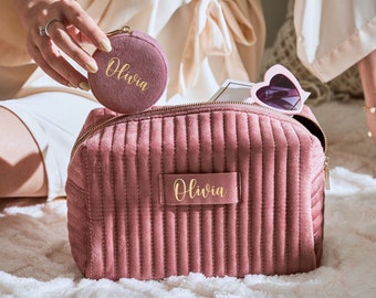 Dior lipstick bag pink hotsell