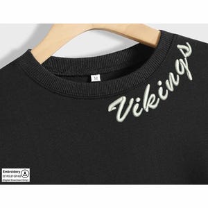 Vikings Buchstaben Maschinenstickerei | Wikinger Stickmuster | Vikings Dst Pes Jes Exp Stickdateien | Wikinger-Stickdatei