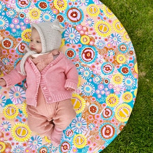 Thick foam play mat ‘rayne-bow’
