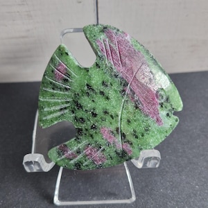 Rubino in Zoisite Fish