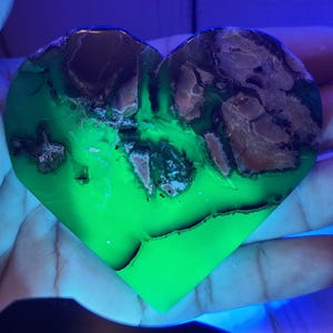 Volcano Agate Heart