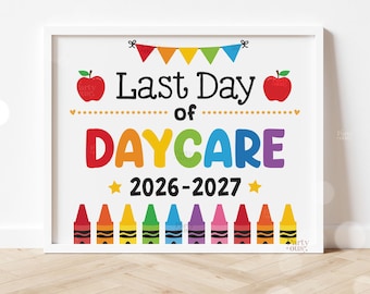 Placa para imprimir do último dia de aula | Placas para o último dia de aula na creche | Adereço para fotos escolares | Fim do ano letivo | Crianças | Professores | Download digital instantâneo