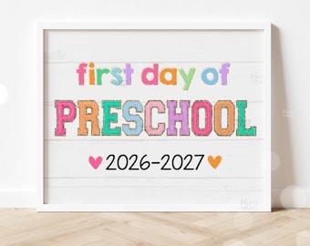 Placa de Volta às Aulas, Placa para o Primeiro Dia de Aula, Placa para Imprimir, Placa para o Primeiro Dia de Pré-Escola, Adereço para Fotos Escolares, Crianças, Professores, Download Digital Instantâneo