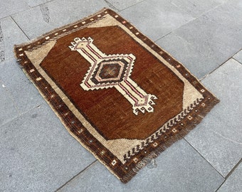 small antique rug,vintage doormat rug,small oushak rug,small entryway rug,small kars rug,small vintage rug,small turkish rug,bath mat rug