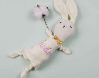 Doudou personnalisé, cadeau de Pâques pour bébé, couverture pour bébé, cadeau bébé lapin, jouet pour bébé, cadeau nouveau-né, indispensables pour bébé, déco chambre d'enfant lapin