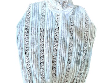Vintage cotton and  lace front shirt