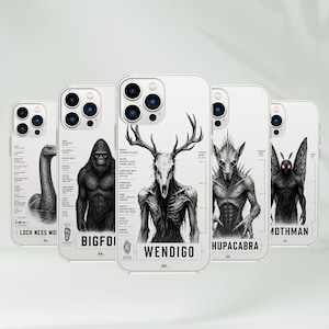 Puede incluir: Cinco fundas transparentes para teléfono con ilustraciones en blanco y negro de criaturas como el monstruo del lago Ness, Bigfoot, Wendigo, Chupacabra y Mothman. Cada funda muestra arte detallado, texto descriptivo y medidas.